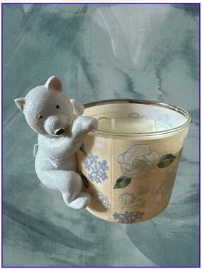 NWOT Bath & Body Works Polar Bear Candle Holder